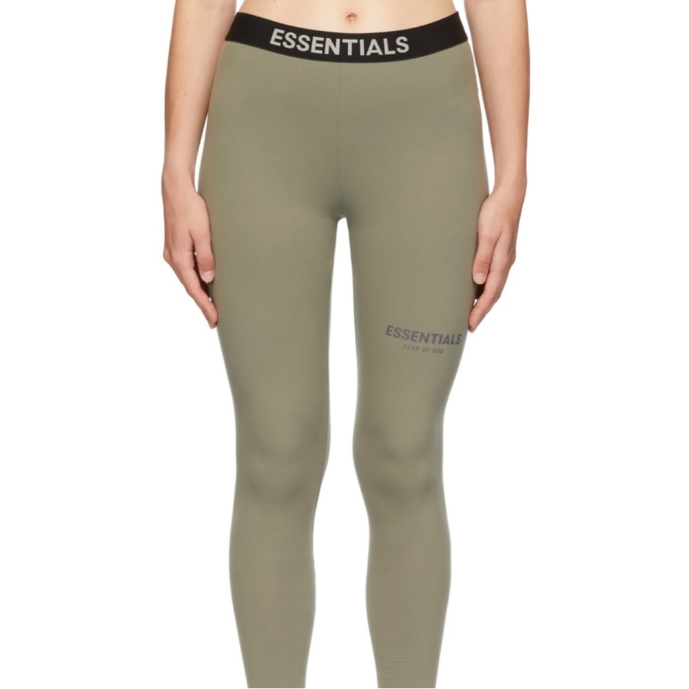 NEW✨FEAR OF GOD ESSENTIALS LEGGINGS